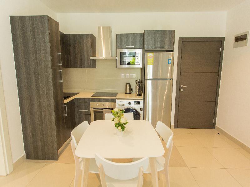 Accra Luxury Apartments At Embassy Gardens image