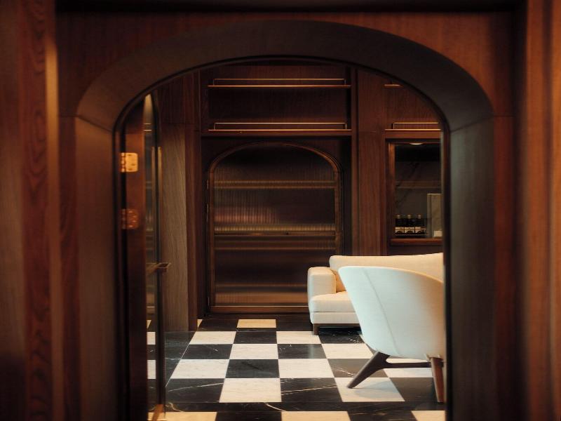 The Telegraph Hotel image