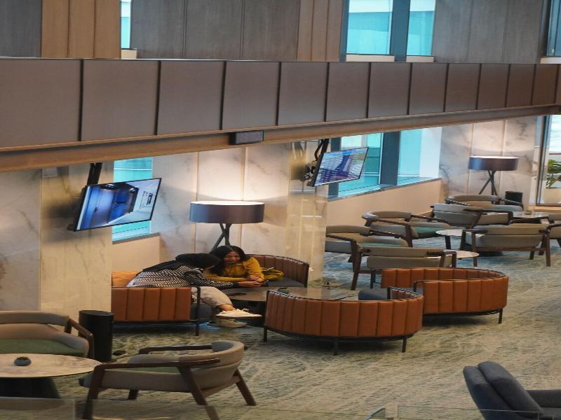 Grand Anara Airport Hotel image