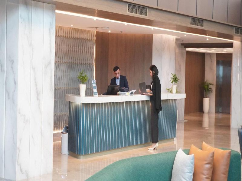 Grand Anara Airport Hotel image