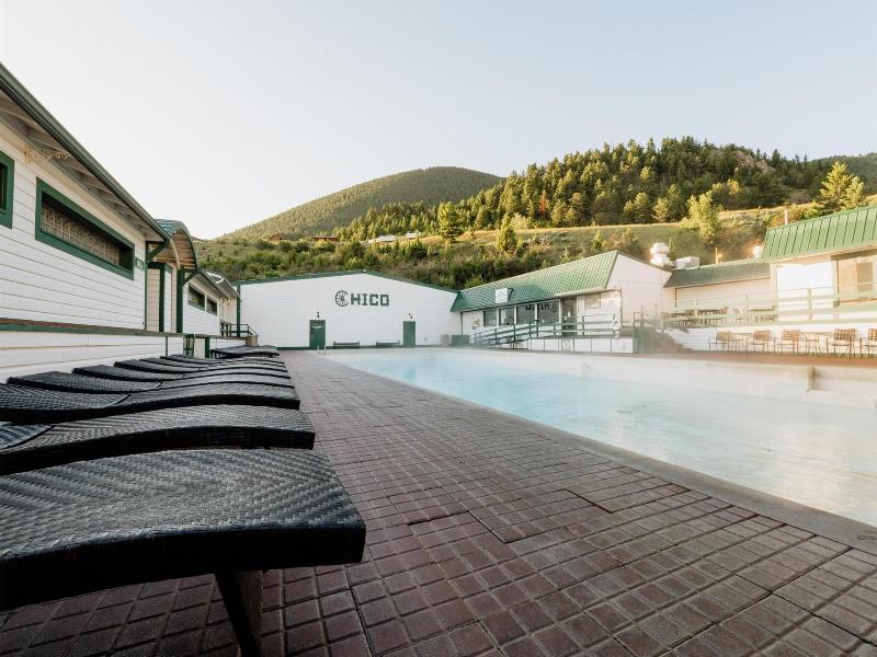 Chico Hot Springs Resort image