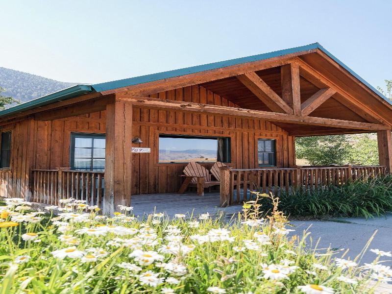 Chico Hot Springs Resort image