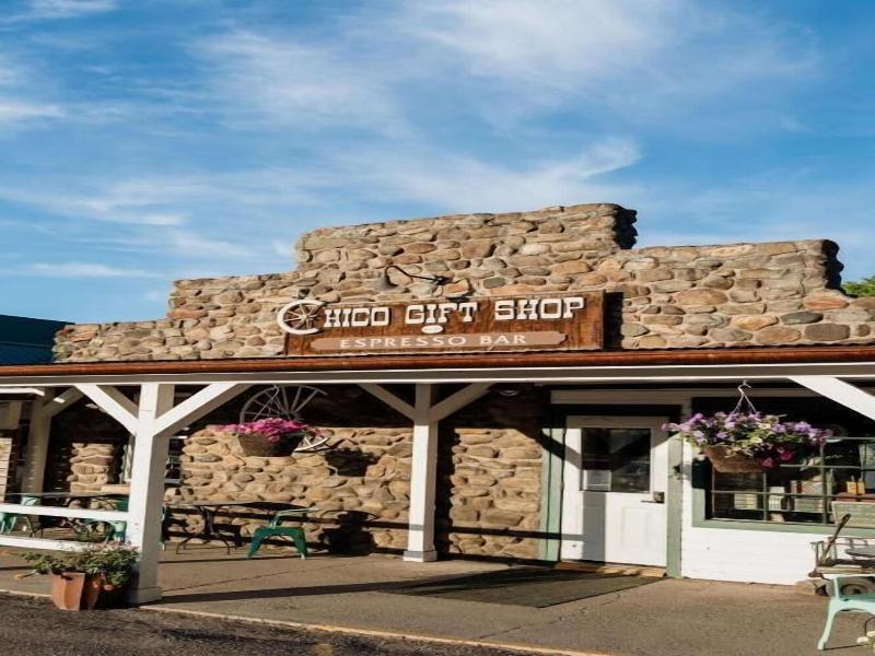 Chico Hot Springs Resort image