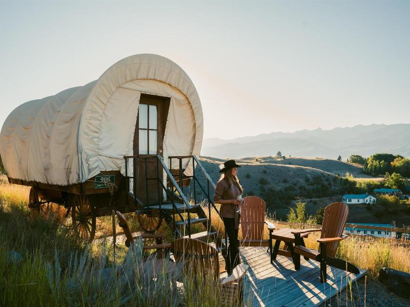 Chico Hot Springs Resort image