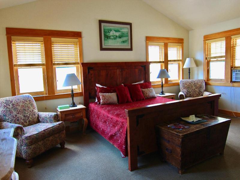 Chico Hot Springs Resort image