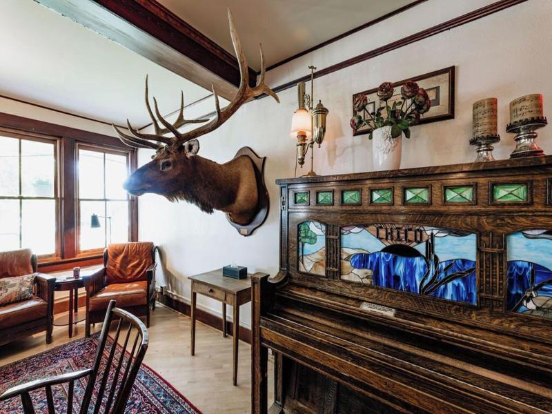 Chico Hot Springs Resort image