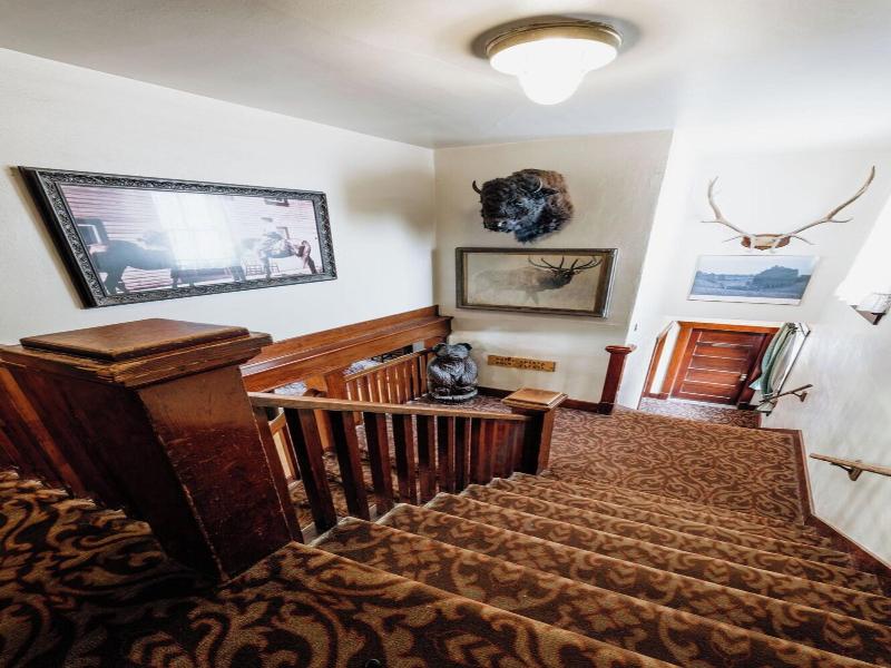 Chico Hot Springs Resort image