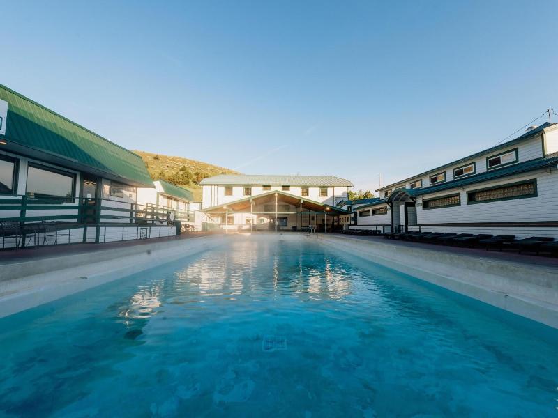 Chico Hot Springs Resort image