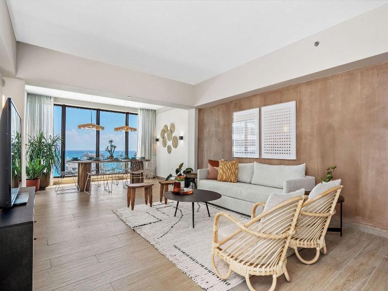 Hibird- Apartment And Suites Hotel image