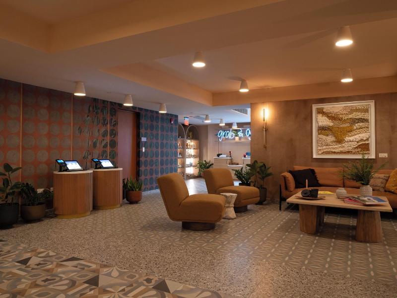Hibird- Apartment And Suites Hotel image