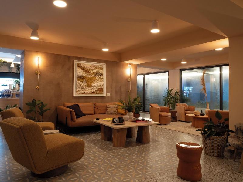 Hibird- Apartment And Suites Hotel image