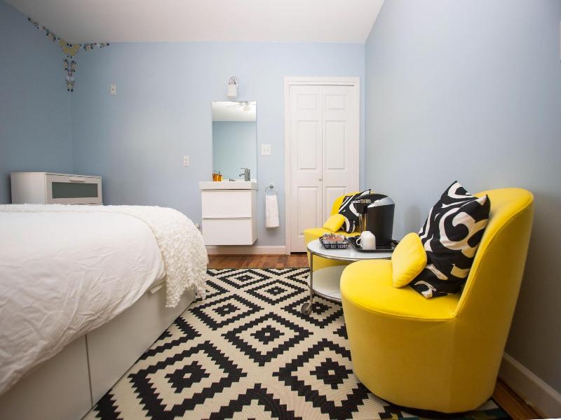 Swamp Rabbit Inn image