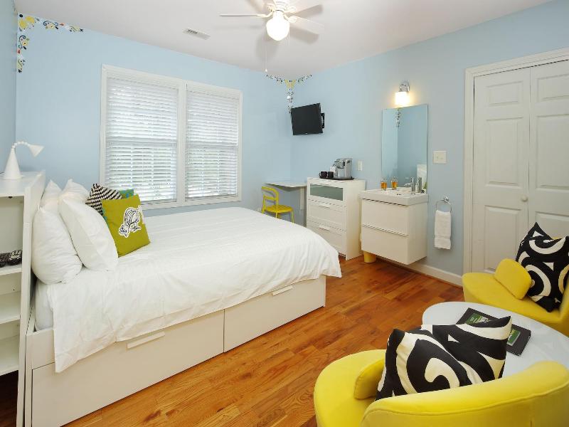 Swamp Rabbit Inn image