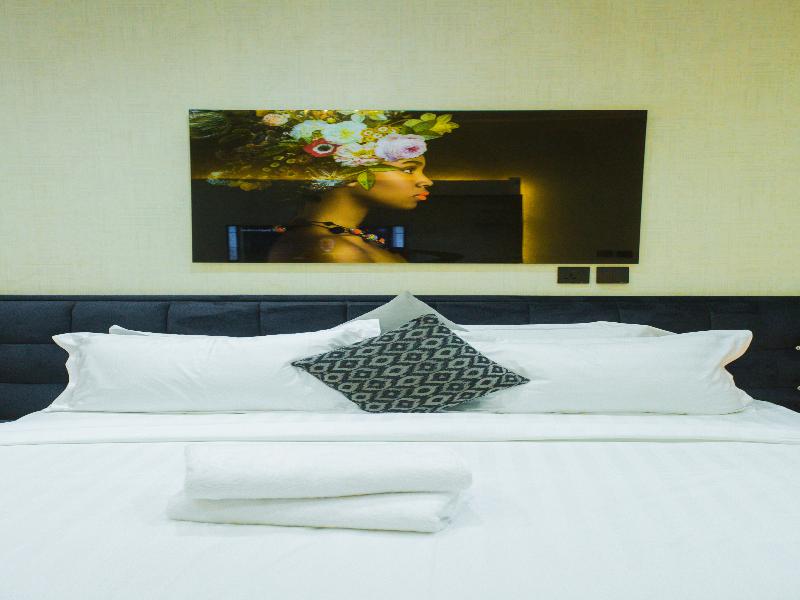 Accra Luxury Apartments At Silicon Square image