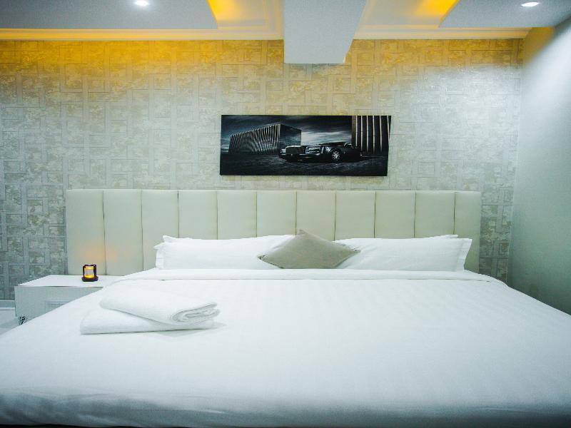 Accra Luxury Apartments At Silicon Square image