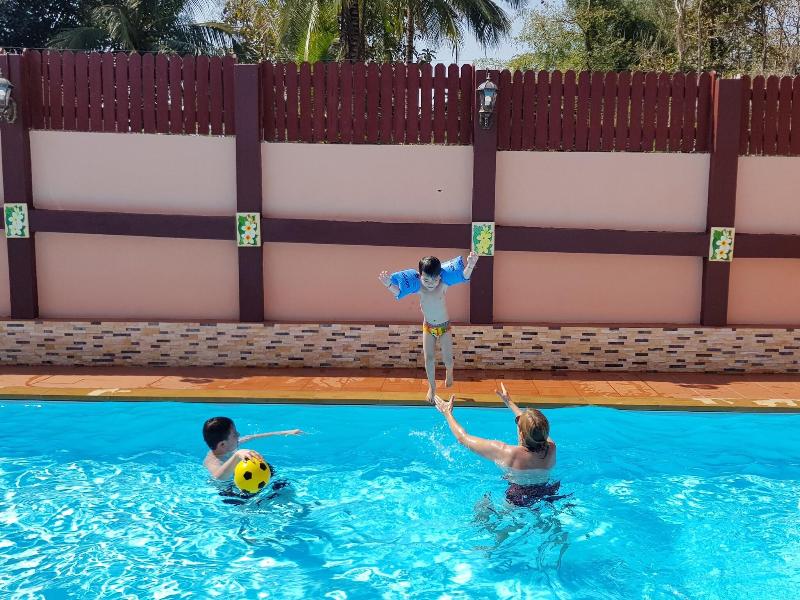 Thongbay Guesthouse Luang Prabang image