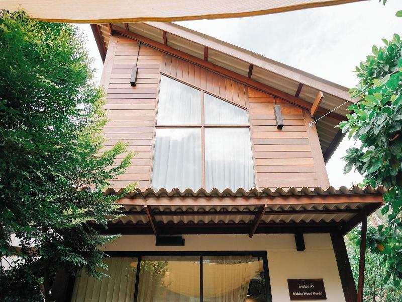 Baanrongmai Canal Front Homestay image