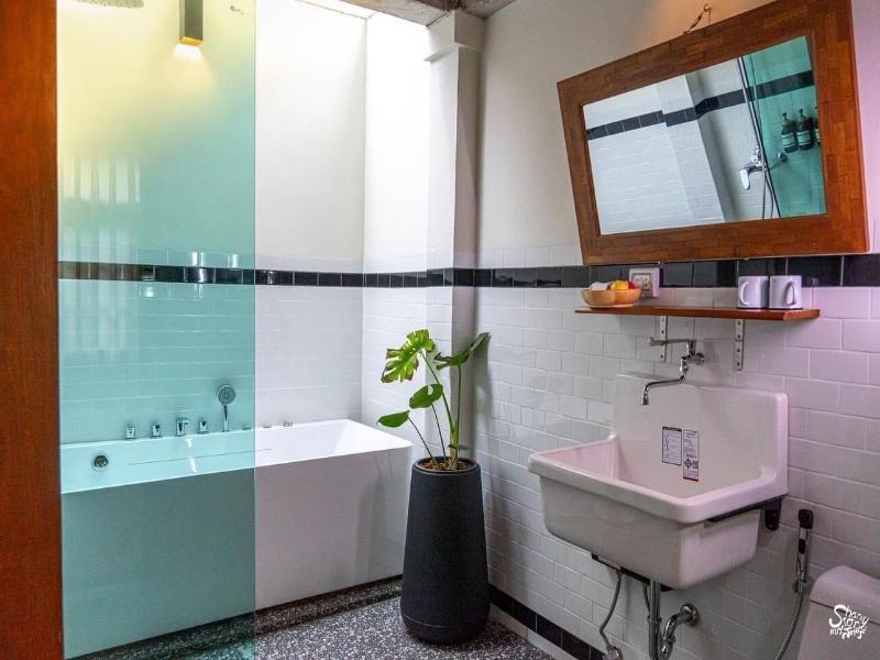 Baanrongmai Canal Front Homestay image