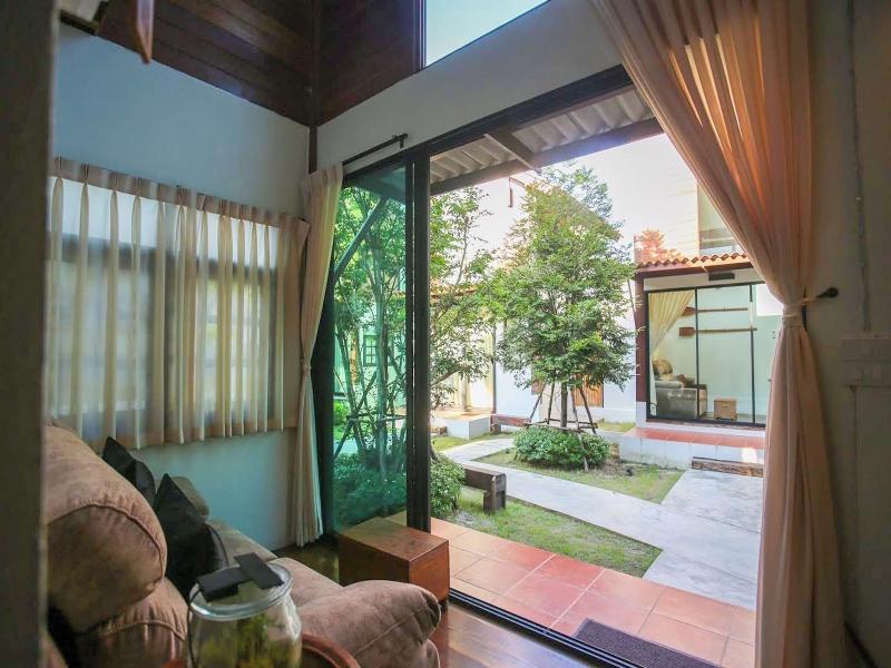 Baanrongmai Canal Front Homestay image