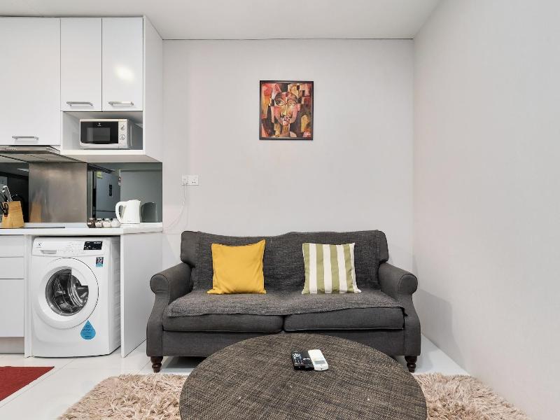Nest Baarerstrasse 20 image