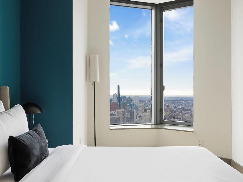 2 Bedroom Luxury Empire State View image