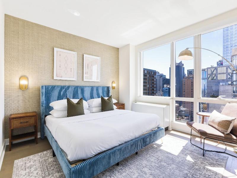 2 Bedroom Luxury Empire State View image