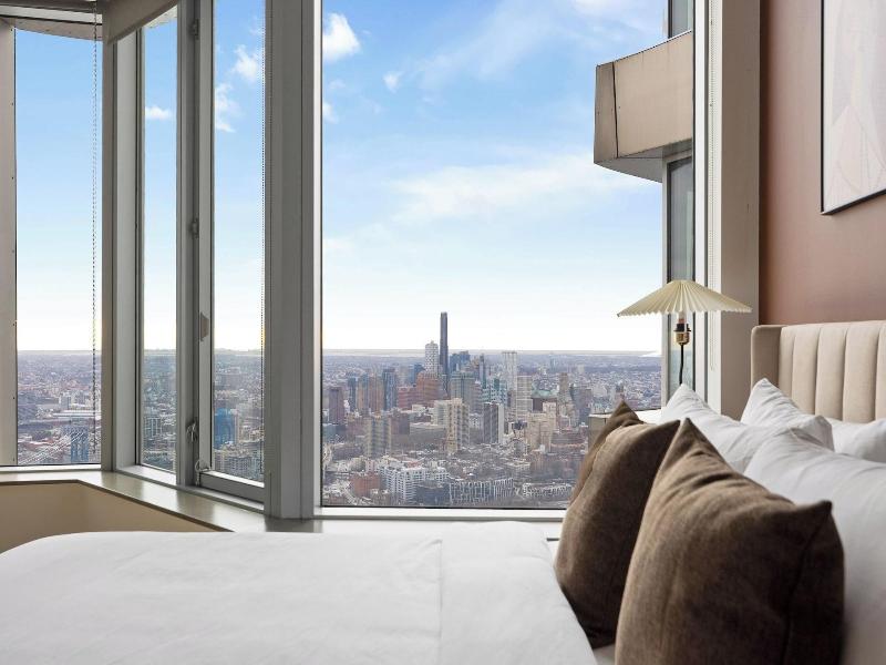 2 Bedroom Luxury Empire State View image