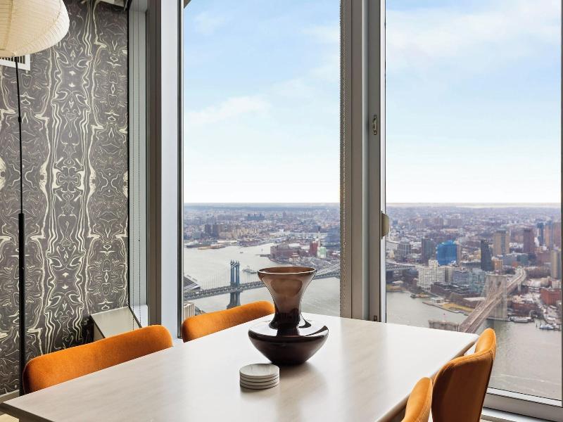2 Bedroom Luxury Empire State View image