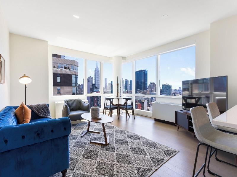 2 Bedroom Luxury Empire State View image