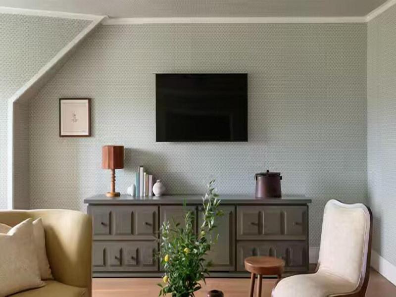 Canoe Place Inn And Cottages image