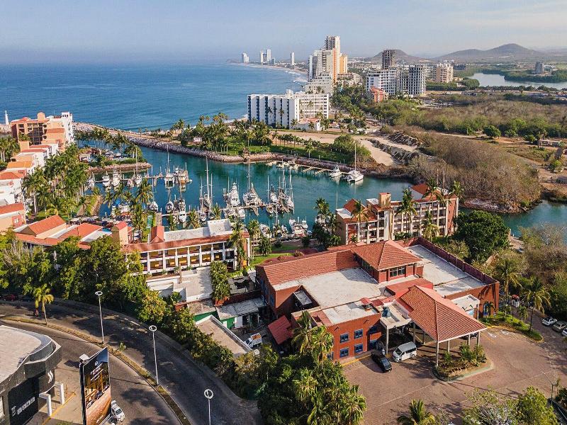 El Cid Marina Beach Hotel All Inclusive image