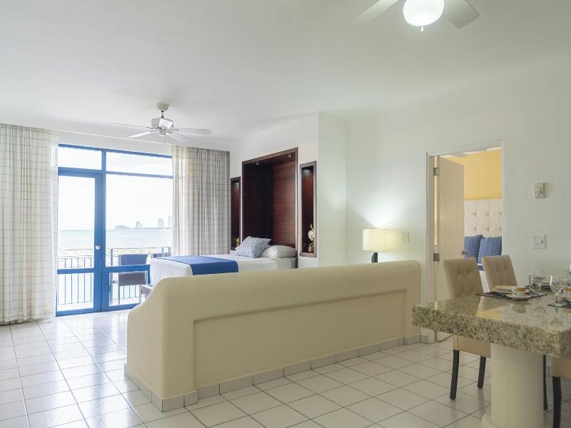 El Cid Marina Beach Hotel All Inclusive image