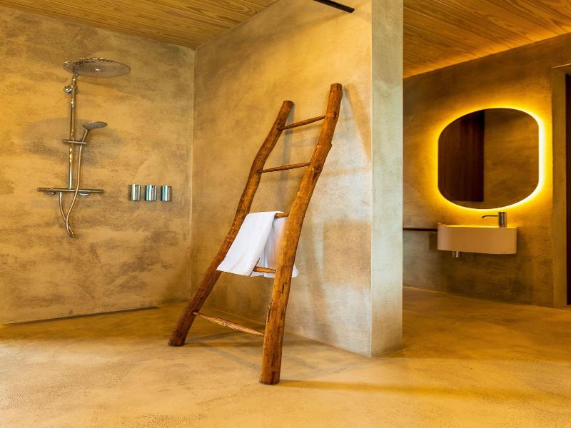 Saba Rock Resort image