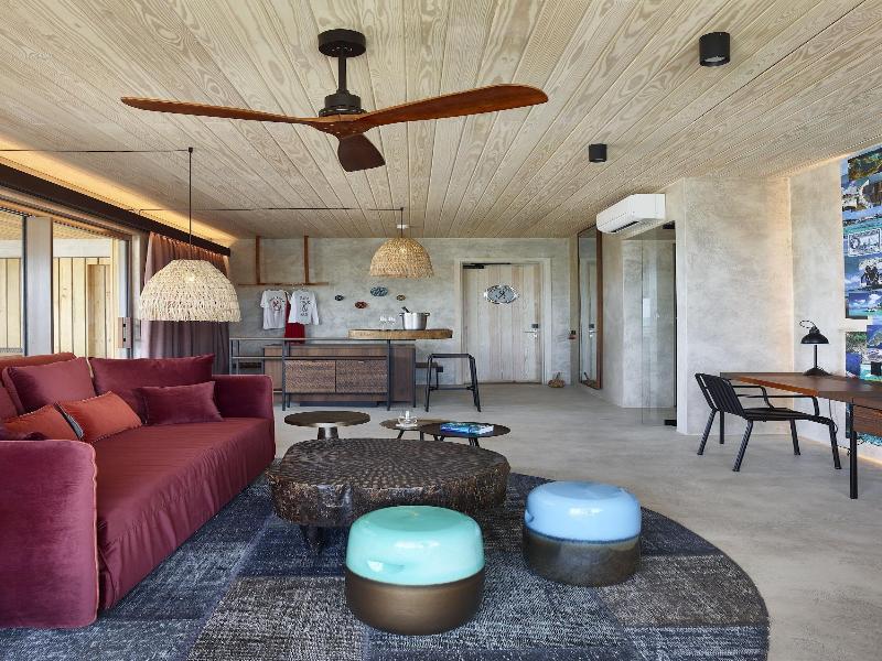 Saba Rock Resort image