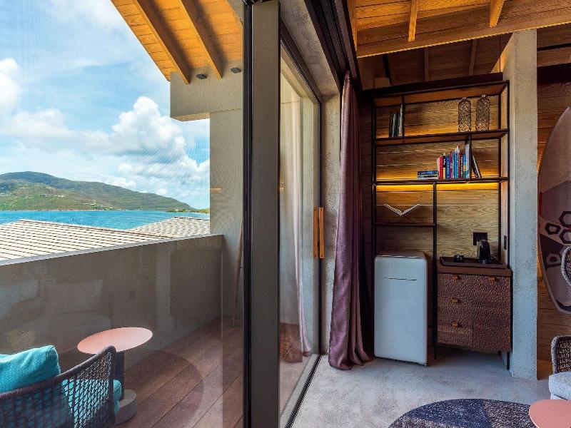 Saba Rock Resort image