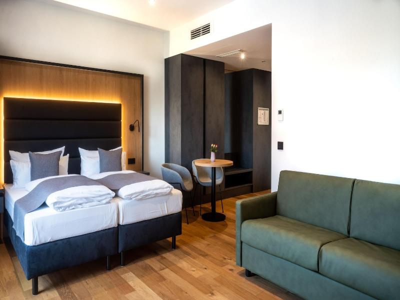 Burgau Hotel Sonnenhof image