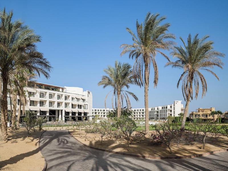 The G Einbay Golf Resort image