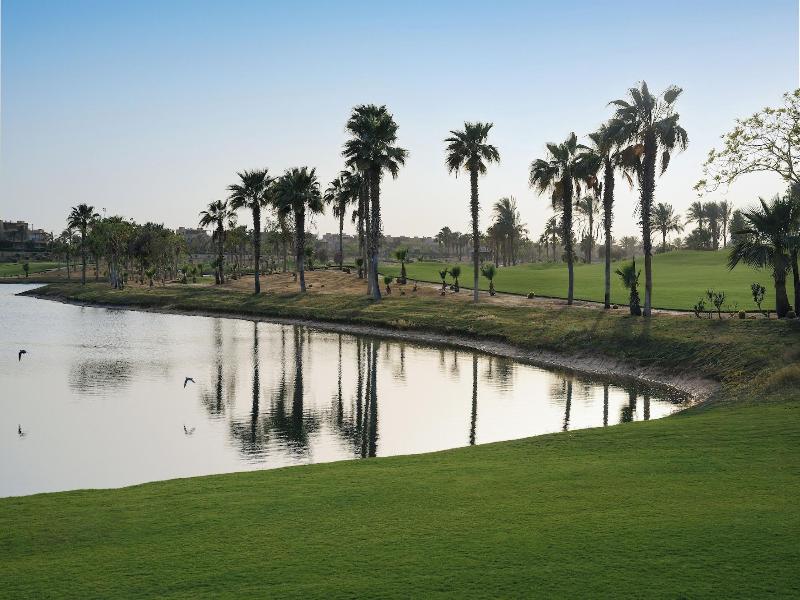 The G Einbay Golf Resort image
