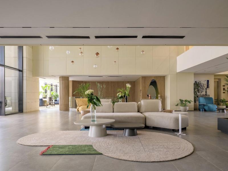 The G Einbay Golf Resort image