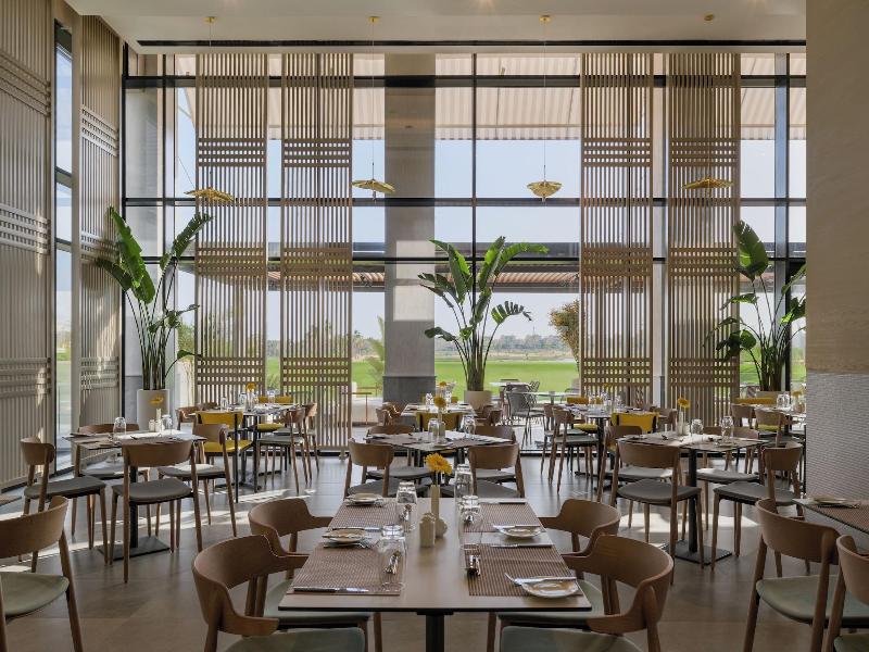 The G Einbay Golf Resort image