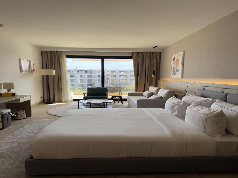 The G Einbay Golf Resort image