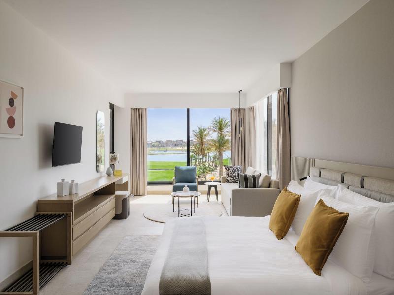 The G Einbay Golf Resort image
