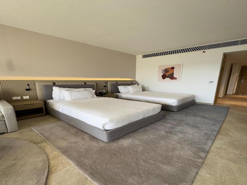 The G Einbay Golf Resort image