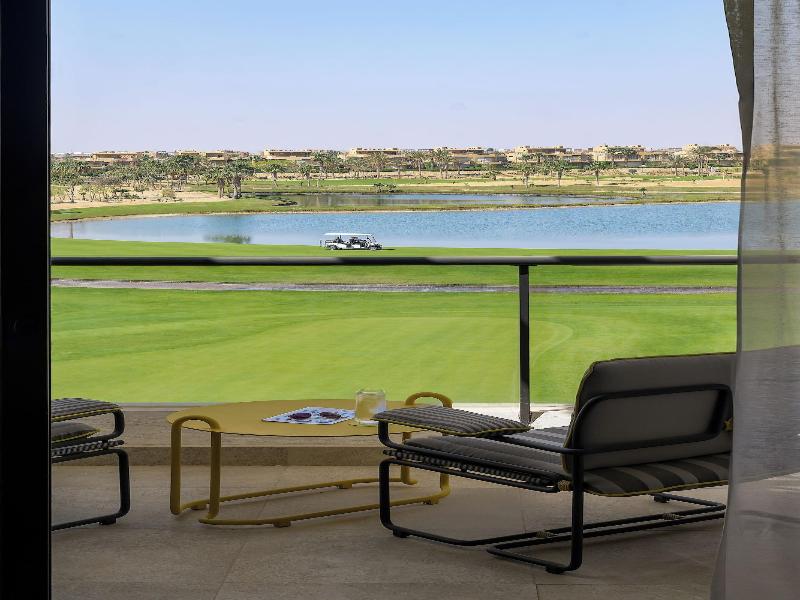The G Einbay Golf Resort image