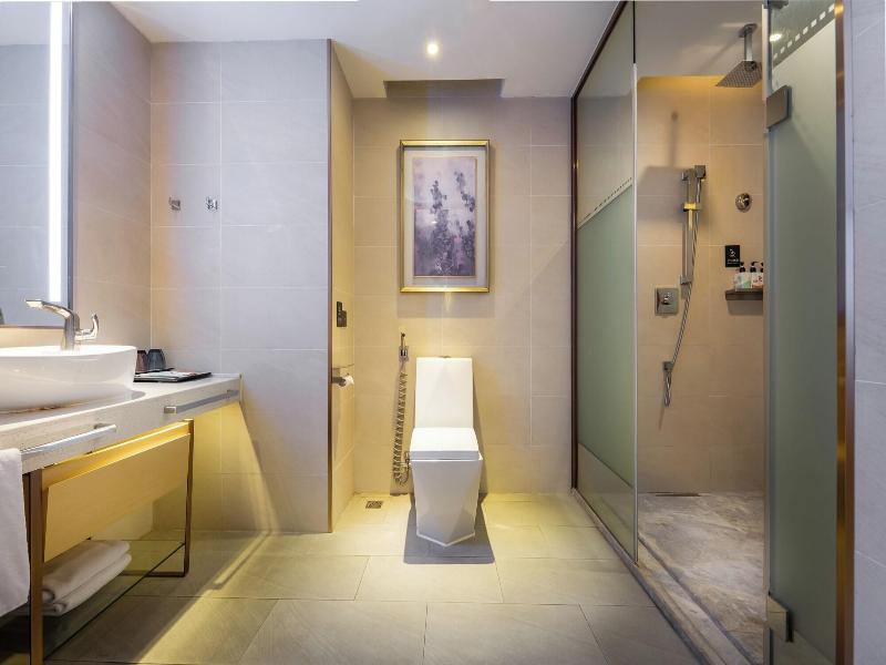 Trendy Romantic Maxscreen Hotel image