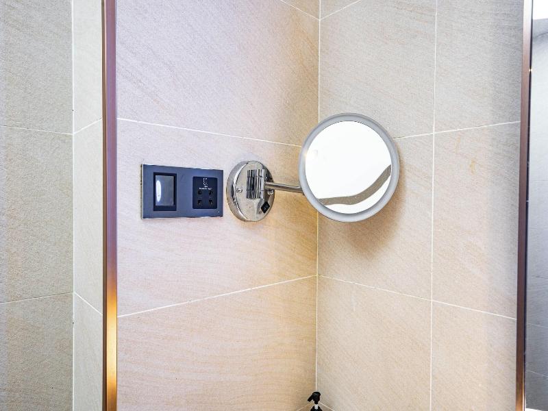 Trendy Romantic Maxscreen Hotel image