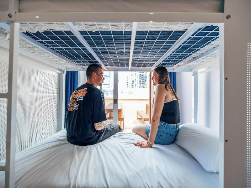 Maze Backpackers Gold Coast image