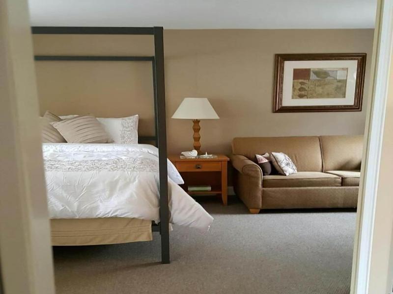 Starlight Lodge Cape Cod image