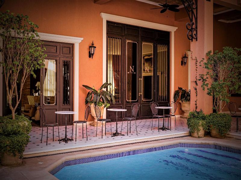 Nino Hotel Boutique image