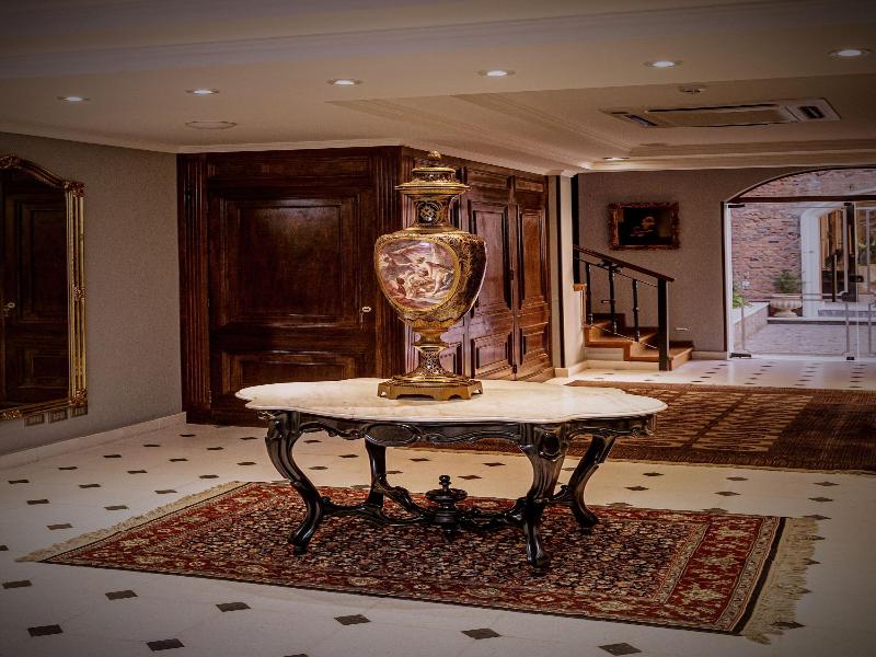 Nino Hotel Boutique image